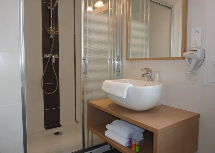 Cit'hotel De La Vallee ホテル ルルド