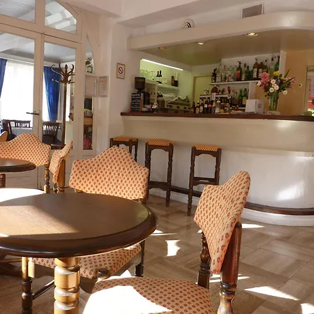 Ξενοδοχείο Cit'hotel De La Vallee