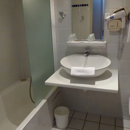 Cit'hotel De La Vallee 3*