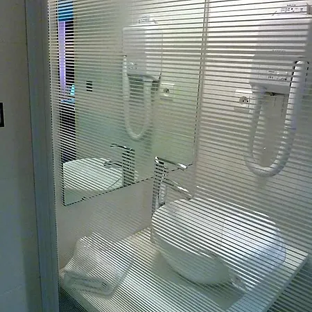 Cit'hotel De La Vallée 3*