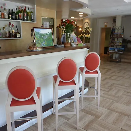Cit'hotel De La Vallee Otel