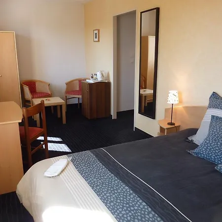 Otel Cit'hotel De La Vallee 3*