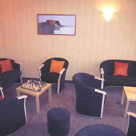 Otel Cit'hotel De La Vallee