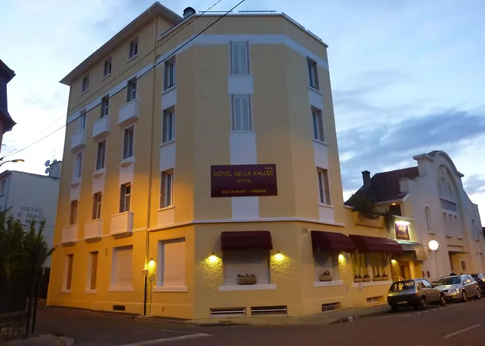 Ξενοδοχείο Cit'hotel De La Vallee 3*