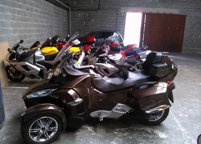 Ξενοδοχείο Cit'hotel De La Vallee Λούρδη