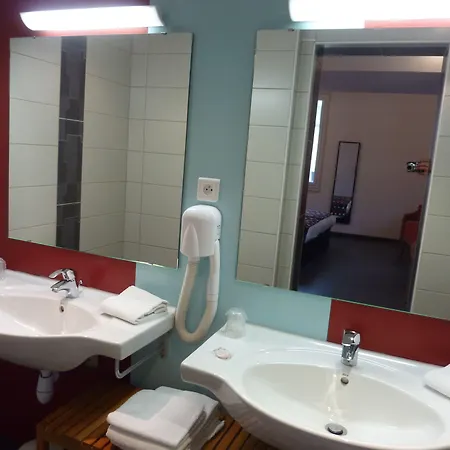 Cit'hotel De La Vallee מלון לורדה